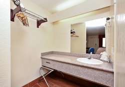  - Red Roof Inn Lompoc