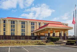  - Red Roof Inn Music City Nashville - I-24 & I-65, Exit 87