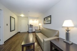  - Red Roof Inn & Suites Airport Pooler - I-95, Exit 104