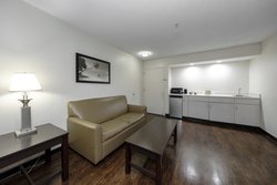  - Red Roof Inn & Suites Airport Pooler - I-95, Exit 104