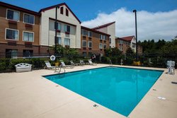 - Red Roof Inn & Suites Airport Pooler - I-95, Exit 104