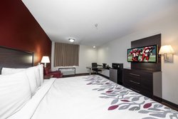  - Red Roof Inn & Suites Airport Pooler - I-95, Exit 104