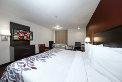  - Red Roof Inn & Suites Airport Pooler - I-95, Exit 104