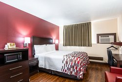  - Red Roof Inn Cameron
