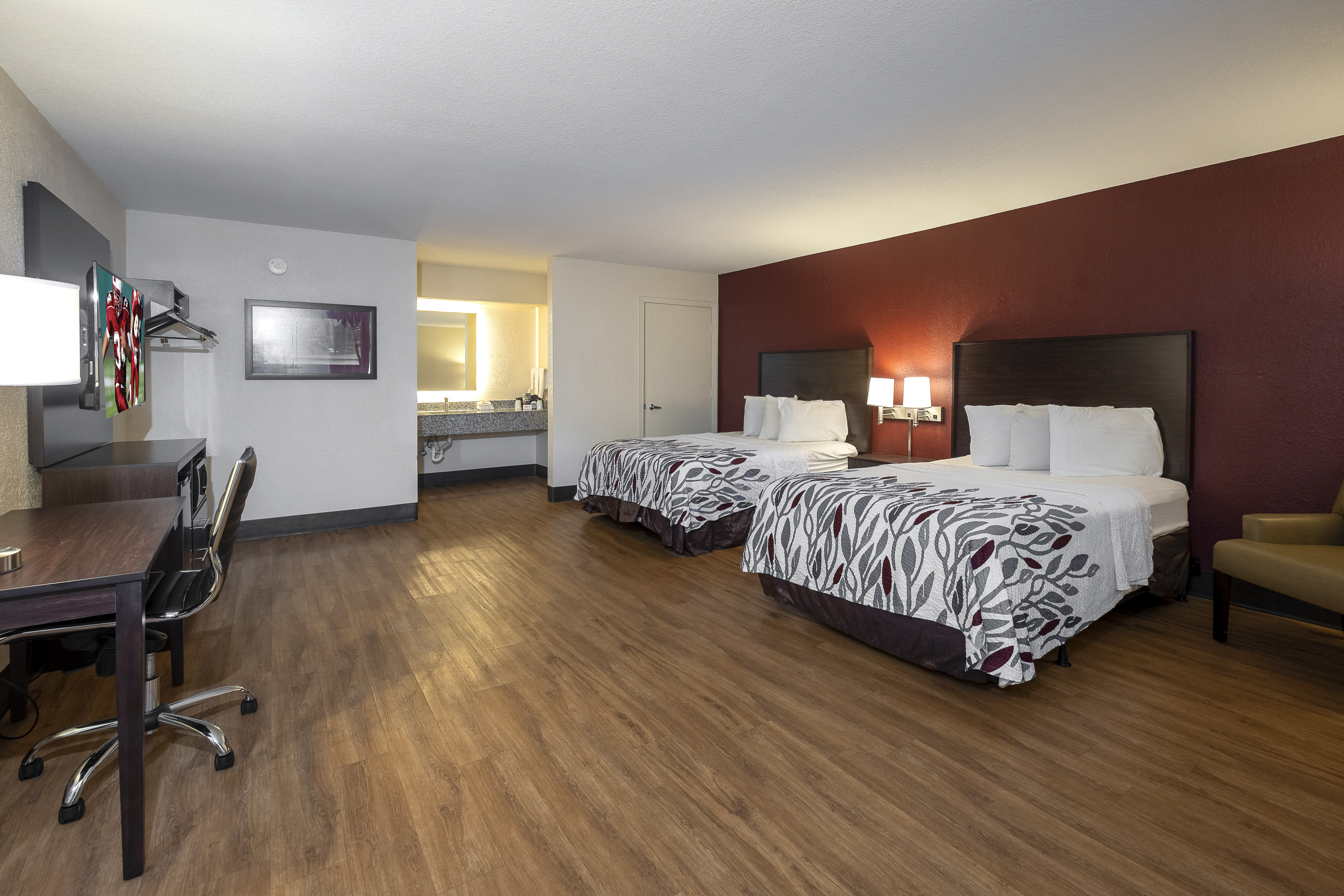 RED ROOF GULF SHORES-guestroom-Suite Double.jpg