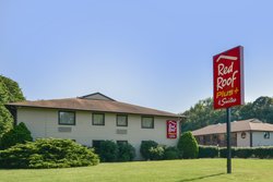  - Red Roof Plus+ Inn & Suites Guilford - I-95, Exit 57