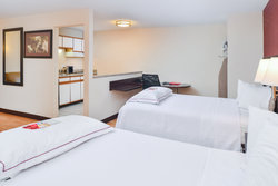  - Red Roof Plus+ Inn & Suites Guilford - I-95, Exit 57