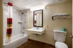  - Red Roof Inn East Houston - I-10, Exit 778 & 778A