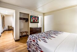  - Red Roof Inn East Houston - I-10, Exit 778 & 778A