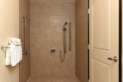  - Red Roof Inn Bakersfield