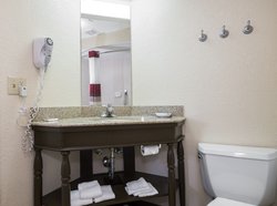  - Red Roof Inn Ames - I-35, Exit 111