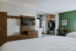 - Holiday Inn Express & Suites Lincoln