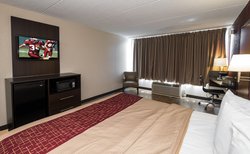  - Red Roof Inn Cortland - I-81, Exit 11