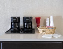  - Red Roof Inn Cortland - I-81, Exit 11