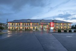  - Red Roof Inn & Suites Calhoun - I-75, Exit 312