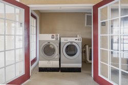  - Red Roof Inn & Suites Calhoun - I-75, Exit 312