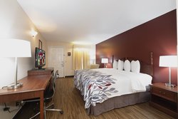  - Red Roof Inn & Suites Calhoun - I-75, Exit 312