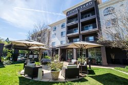  - Courtyard by Marriott Hotel Simi Valley