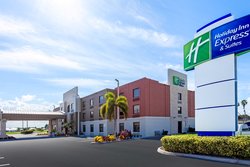  - Holiday Inn Express & Suites Clewiston