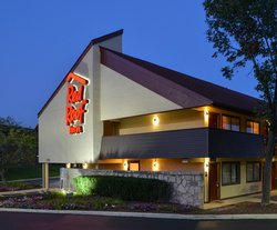  - Red Roof Inn Oak Creek - I-41 & I-94, Exit 319
