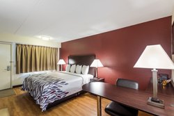  - Red Roof Inn Oak Creek - I-41 & I-94, Exit 319