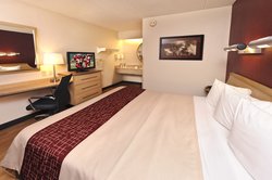 - Red Roof Inn East Louisville - I-64, Exit 15