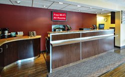  - Red Roof Inn East Louisville - I-64, Exit 15
