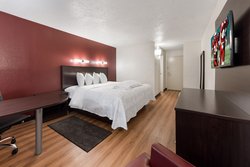  - Red Roof Plus+ Inn Columbus -  I-270, Exit 23