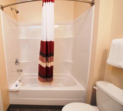  - Red Roof Inn & Suites Dickinson