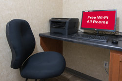  - Red Roof Inn & Suites Dickinson