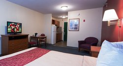  - Red Roof Inn & Suites Dickinson