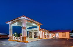  - Red Roof Inn Buffalo - I-45, Exit 178