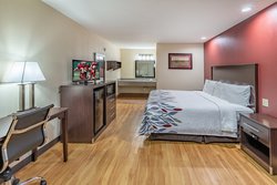  - Red Roof Inn Buffalo - I-45, Exit 178