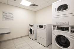  - Holiday Inn Express & Suites North Phoenix - I-17, Exit 218