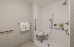  - Holiday Inn Express & Suites North Phoenix - I-17, Exit 218