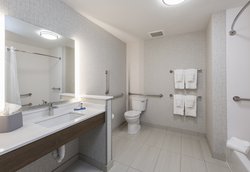  - Holiday Inn Express & Suites North Phoenix - I-17, Exit 218