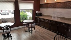  - Red Roof Inn & Suites Humble