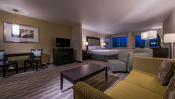  - Holiday Inn Express & Suites Downtown Colorado Springs - I-25, Exit 142