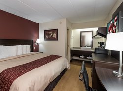  - Red Roof Inn Maumee - I-80 & I-90, Exit 59