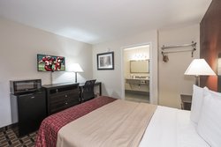  - Red Roof Inn Midtown Mobile - I-65, Exit 4