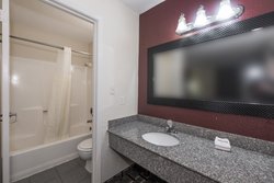  - Red Roof Inn Midtown Mobile - I-65, Exit 4