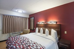  - Red Roof Inn Madison - I-39, I-90 & I-94, Exit 135