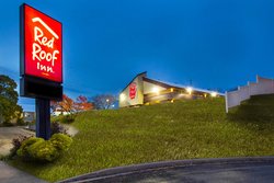  - Red Roof Inn Madison - I-39, I-90 & I-94, Exit 135