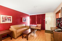  - Red Roof Inn Battle Creek - I-94, Exit 97