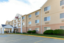  - Red Roof Inn & Suites Danville - I-74, Exit 220