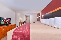  - Red Roof Inn & Suites Danville - I-74, Exit 220