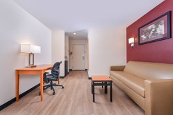  - Red Roof Inn & Suites Danville - I-74, Exit 220