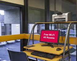  - Red Roof Inn Northeast Cincinnati - I-71, Exit 19