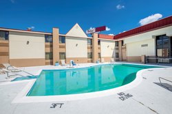  - Red Roof Inn Northeast Cincinnati - I-71, Exit 19