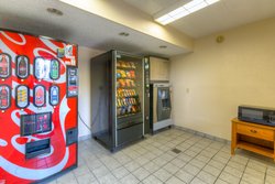  - Red Roof Inn East Memphis - I-40, Exit 12